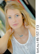 woman necklace. Стоковое фото, агентство Ingram Publishing / Фотобанк Лори