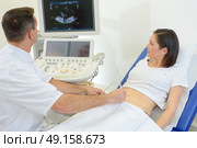 first trimester ultrasound. Стоковое фото, агентство Ingram Publishing / Фотобанк Лори