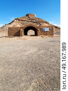 blur in iran near yazd the antique zoroastrian temple abandonated house and contruction. Стоковое фото, агентство Ingram Publishing / Фотобанк Лори