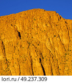 in todra africa morocco the atlas dry mountain. Стоковое фото, агентство Ingram Publishing / Фотобанк Лори