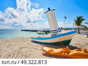Puerto Morelos beach in Mayan Riviera Maya of Mexico. Стоковое фото, агентство Ingram Publishing / Фотобанк Лори
