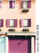 Tourist district of the old provincial town of Caorle in Italy on the Adriatic coast. Стоковое фото, агентство Ingram Publishing / Фотобанк Лори