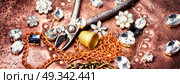Making of handmade jewellery. precious stones for jewelry and tools for making jewelry. Стоковое фото, агентство Ingram Publishing / Фотобанк Лори