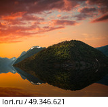 natural landscape at geirangerfjord . Norway mountain. Стоковое фото, агентство Ingram Publishing / Фотобанк Лори