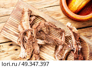 medicinal root Hedysarum. Traditional medicine of China and Tibet.Root Hedysarum. Стоковое фото, агентство Ingram Publishing / Фотобанк Лори