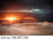 Forbidden City is the largest palace complex in the world. Located in the heart of Beijing, near the main square of Tiananmen. Forbidden City. Стоковое фото, агентство Ingram Publishing / Фотобанк Лори