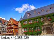 Rathaus Quedlinburg facade in Harz Saxony Anhalt Germany. Rathaus Quedlinburg facade in Harz Germany. Стоковое фото, агентство Ingram Publishing / Фотобанк Лори