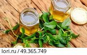 Jam from fresh spearmint. Aromatic curative jam from fresh mint leaves.Peppermint jelly. Стоковое фото, агентство Ingram Publishing / Фотобанк Лори