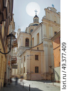 in the summer of Vilnius Street. Lithuania. Стоковое фото, агентство Ingram Publishing / Фотобанк Лори