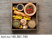 Big set Indian spices and herbs.Food and cuisine ingredients.Spices on a wooden board. Seasonings for food. Стоковое фото, агентство Ingram Publishing / Фотобанк Лори