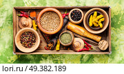 Big set Indian spices and herbs.Food and cuisine ingredients.Colorful spices. Mix indian spices. Стоковое фото, агентство Ingram Publishing / Фотобанк Лори
