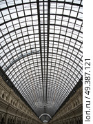 black and white photo of the ceiling and walls of GUM Moscow. Стоковое фото, агентство Ingram Publishing / Фотобанк Лори
