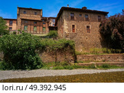 Potes river Quiviesa Deva a Cantabria village of Spain. Стоковое фото, агентство Ingram Publishing / Фотобанк Лори