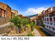 Potes river Quiviesa Deva a Cantabria village of Spain. Стоковое фото, агентство Ingram Publishing / Фотобанк Лори
