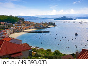 Ria de Pontevedra river Raxo village of Poio and Tambo island in Galicia Spain. Стоковое фото, агентство Ingram Publishing / Фотобанк Лори