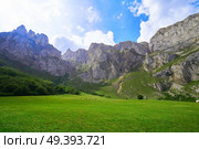Fuente De mountains in Camaleno Cantabria of Spain. Стоковое фото, агентство Ingram Publishing / Фотобанк Лори