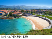 Llanes El Sablon beach in Asturias of Spain. Стоковое фото, агентство Ingram Publishing / Фотобанк Лори