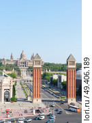 Square of Spain - venetian towers and National museum of  Barcelona from above, Spain. Square of Spain, Barcelona. Стоковое фото, агентство Ingram Publishing / Фотобанк Лори