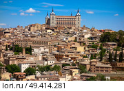 Toledo skyline in Castile La Mancha of Spain. Стоковое фото, агентство Ingram Publishing / Фотобанк Лори