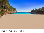 Cala Calafato Ametlla de mar beach in Costa dorada of Tarragona Catalonia L’ametlla. Стоковое фото, агентство Ingram Publishing / Фотобанк Лори