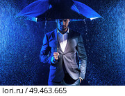 conceptual picture of business issues - rainy day. Стоковое фото, агентство Ingram Publishing / Фотобанк Лори