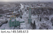Winter view from a drone of the Spaso-Preobrazhensky Cathedral in the city center and residential areas in Tambov, Russia. Стоковое видео, видеограф Яков Филимонов / Фотобанк Лори