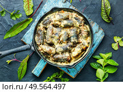 Dolma or sarma,stuffed sorrel leaves with rice and meat.Oriental cuisine. Eastern dolma or sarma. Стоковое фото, агентство Ingram Publishing / Фотобанк Лори