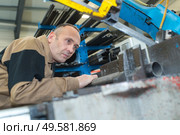 industrial factory worker. Стоковое фото, агентство Ingram Publishing / Фотобанк Лори