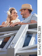 photo of lovely woman flirting with handsome man. Стоковое фото, агентство Ingram Publishing / Фотобанк Лори
