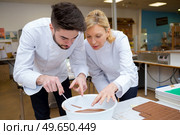 chocolate in a saucepan. Стоковое фото, агентство Ingram Publishing / Фотобанк Лори