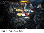 drums on stage before a music concert. Стоковое фото, агентство Ingram Publishing / Фотобанк Лори