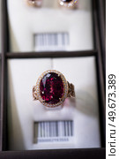  ring with huge ruby and diamonds. close up. Стоковое фото, агентство Ingram Publishing / Фотобанк Лори