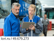 a successful team at work. Стоковое фото, агентство Ingram Publishing / Фотобанк Лори