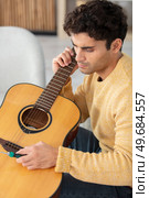 lute maker shop and classic music instruments. Стоковое фото, агентство Ingram Publishing / Фотобанк Лори