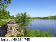 Вятский футшток на берегу реки Вятка, город Киров. Редакционное фото, фотограф Алексей Иванов / Фотобанк Лори
