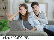 guilty boyfriend asking for forgiveness. Стоковое фото, агентство Ingram Publishing / Фотобанк Лори