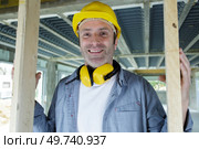 portrait of successful worker in uniform. Стоковое фото, агентство Ingram Publishing / Фотобанк Лори