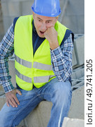 a disappointed senior construction worker. Стоковое фото, агентство Ingram Publishing / Фотобанк Лори