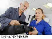 female training apprentice plumber with teacher. Стоковое фото, агентство Ingram Publishing / Фотобанк Лори