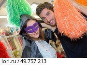 at the party goods store. Стоковое фото, агентство Ingram Publishing / Фотобанк Лори