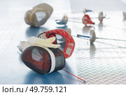 vintage fencing mask glove and foil sword. Стоковое фото, агентство Ingram Publishing / Фотобанк Лори