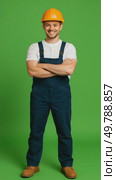 Confident construction worker in overalls: expressions on green screen background. Стоковое AI-видео, аниматор Владимир Федоров / Фотобанк Лори