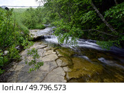 Водопад на реке Молочка, Плато Лаго-Наки, Адыгея. Стоковое фото, фотограф Оглоблин Андрей Николаевич / Фотобанк Лори