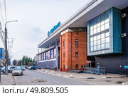Борская пожарная каланча встроенная в торговый центр (город Бор) Редакционное фото, фотограф Илья Старков / Фотобанк Лори