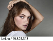 portrait of attractive girl. Studio shot. Стоковое фото, агентство Ingram Publishing / Фотобанк Лори