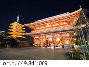 asakusa Sensoji temple in Tokyo Japan. Стоковое фото, агентство Ingram Publishing / Фотобанк Лори