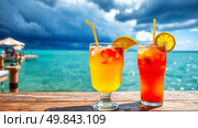 Refreshing Cocktails by the Beach on a Sunny Day. Стоковое AI-изображение, AI-художник Васильева Юлия / Фотобанк Лори