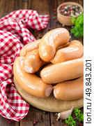 Sausages. Стоковое фото, агентство Ingram Publishing / Фотобанк Лори
