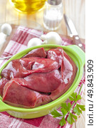 Raw liver. Стоковое фото, агентство Ingram Publishing / Фотобанк Лори