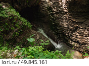 Водопад - Сердце Руфабго. Адыгея (2024 год). Редакционное фото, фотограф Татьяна Новикова / Фотобанк Лори